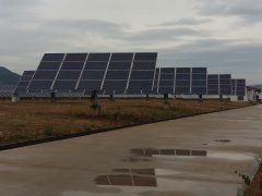 光伏電站采用密封氣囊應對電纜管孔